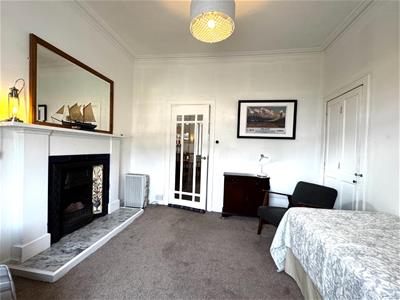 Picture 30